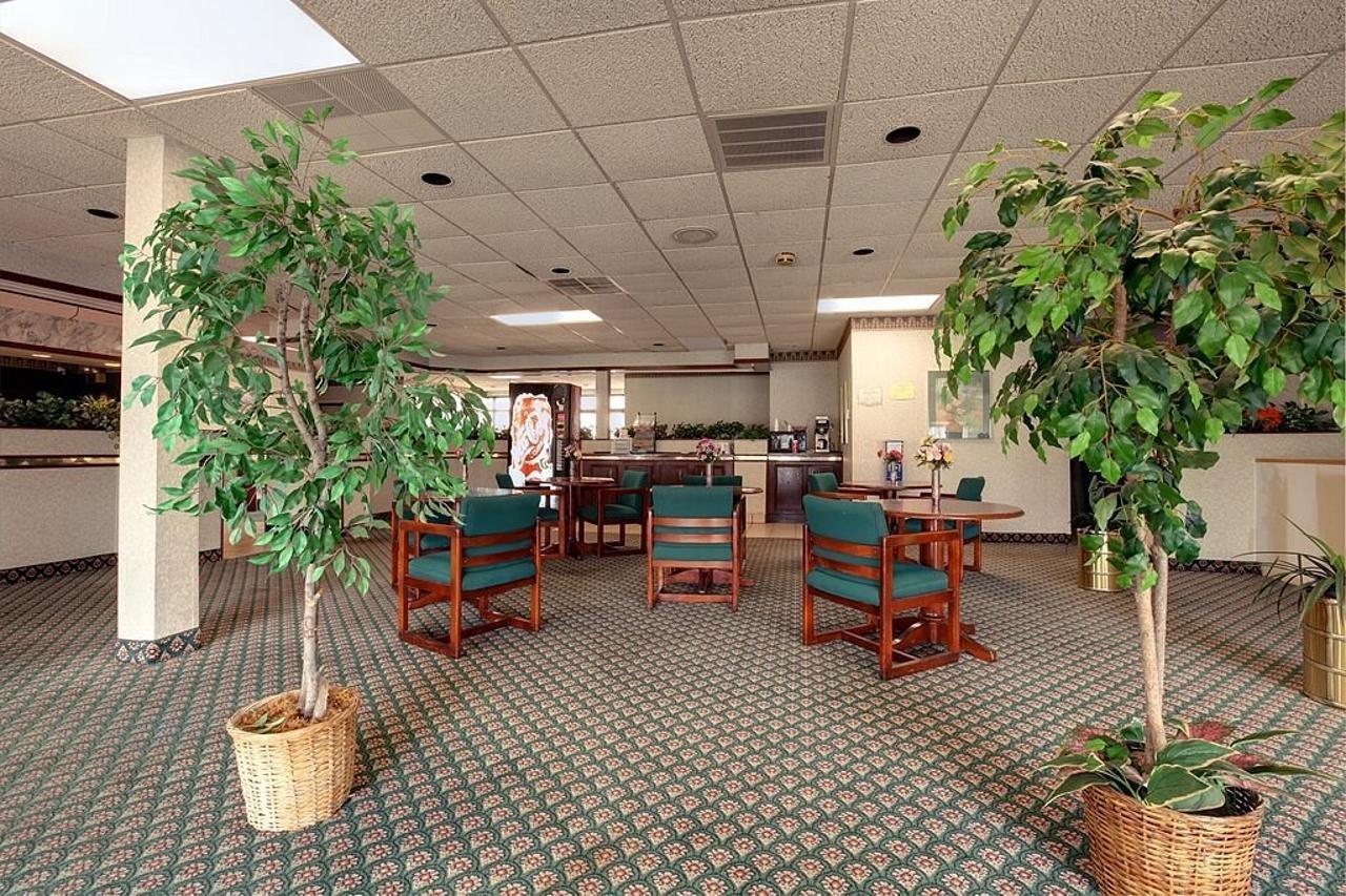 Americas Best Value Inn Marshall Bel Air Екстериор снимка