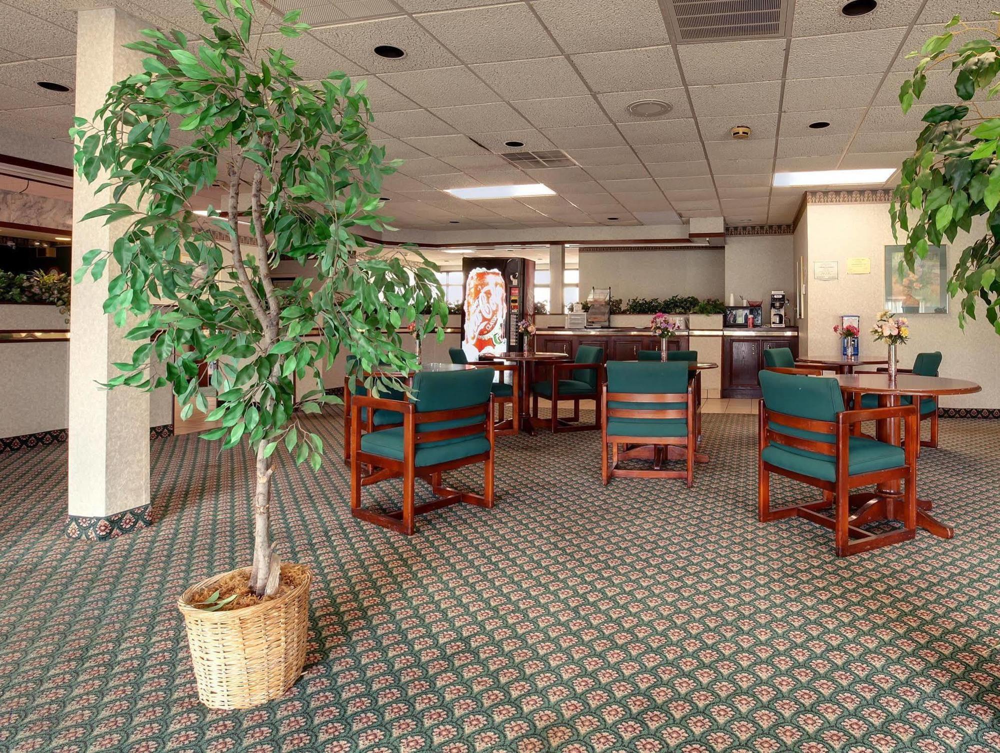 Americas Best Value Inn Marshall Bel Air Екстериор снимка